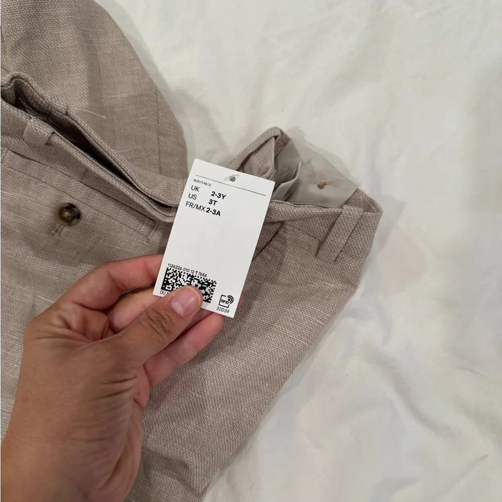 Boy's Tan Blazer and Suit Set - Picture 2 of 6